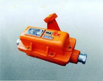 YG11-820-I，YG11-820-II 雙向拉繩開關